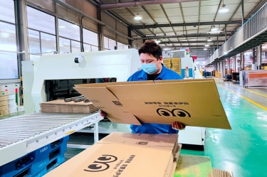助力守“沪”，同心抗“疫”|  平湖景包高质、保量赶造上海民生保险物资的配套纸箱